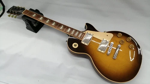 GIBSON / LES PAUL STANDARD (no250212)