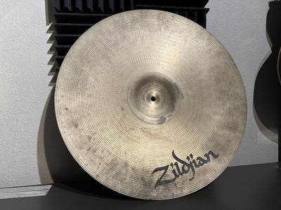 A ZiILDJIAN ( ジルジャン ) MEDIUM RIDE 20
