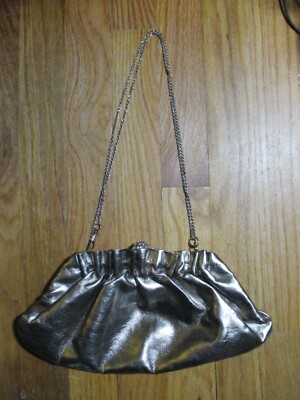 Evening Queen Metallic Gold patent leather w/rhinestone Clasp evening bag EUC