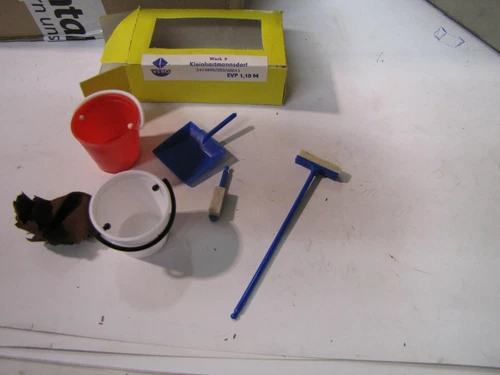 Dollhouse Furniture Dollhouse Cleaning Supplies DDR Vero