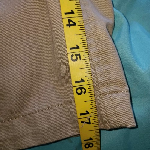 Dockers Men's Khaki Pleated Shorts Dark Tan Tag Size W34 Actual 32 - Foto 6 di 8