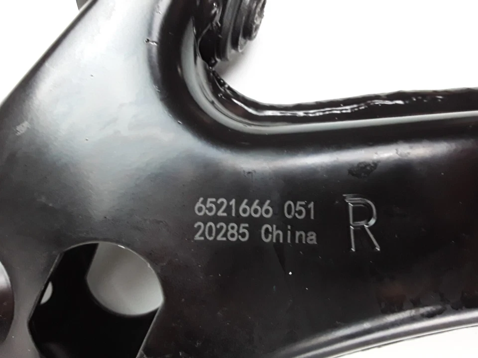 Brazo de control de suspensión y rótula delantero derecho inferior para Kia Sephia 1998-2001 Foto 3 de 4