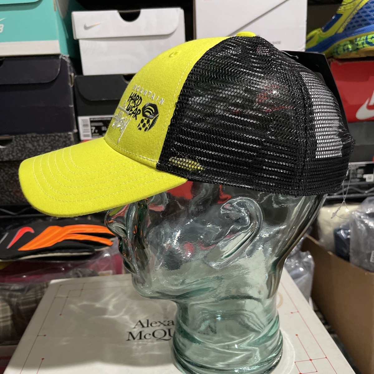STUSSY x Mountain Hardwear キャップ　新品 Stussy Mountain Hardwear Hat Cap Mens Adjustable Yellow Trucker