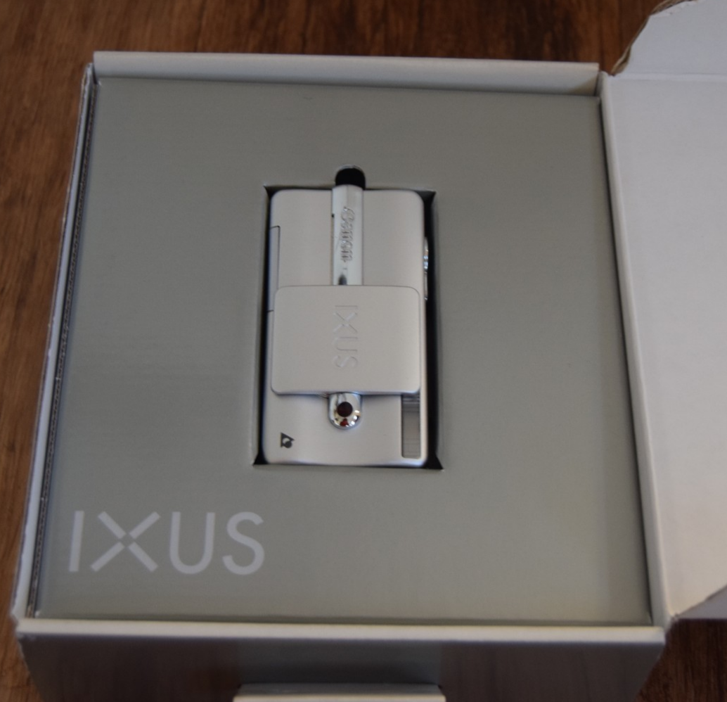 Canon IXUS III 3 APS Compact Film Camera retro film photography 35mm