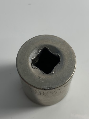 Craftsman Made USA 9/16" 8 punti 1/2" presa bassa 44223 - Foto 4 di 4