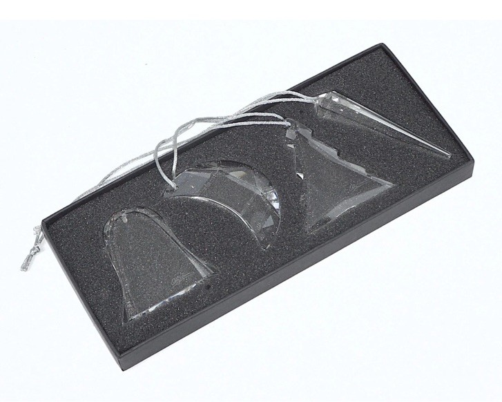 NEW Oleg Cassini Set of 4 CRYSTAL ORNAMENTS Christmas Tree Moon Bell Icicle