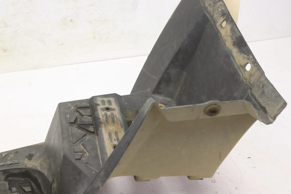 Can-Am Outlander 400 MAX 05 Foot Rest Well Right 705001533 52166 - Image 2 of 4