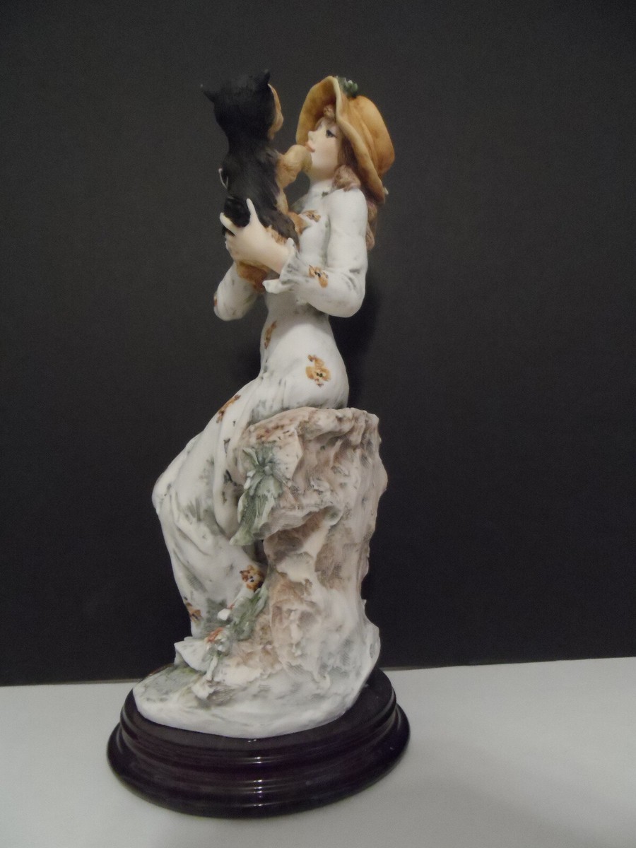 Giuseppe Armani (LUCIA ) 1998 Members Only 755C by Giuseppe Armani