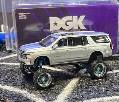 Masdi Custom lifted Chevy Suburban