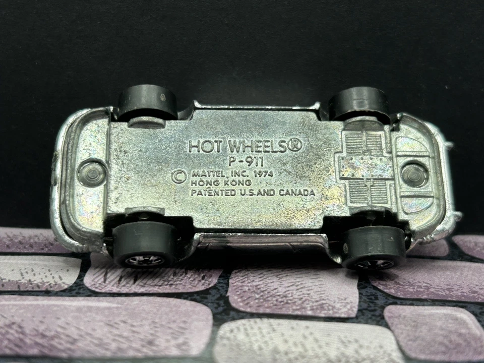 复古 1974 风火轮 Chrome 保时捷 P-911 Super Chromes BW 黑墙 HK — 第 3/4 张图片