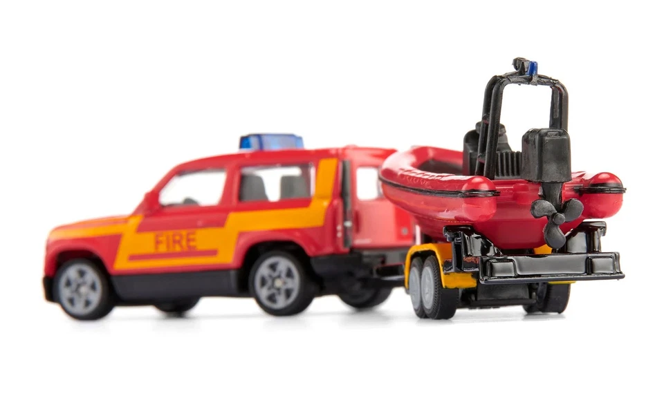Siku 1608 - Land Drover Defender with Boat Fire Department - New 2025 Aprox 1:55 - Image 2 of 4