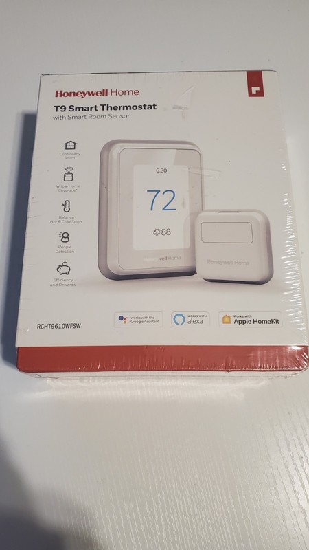 Honeywell Home T9 Wi-Fi Smart Thermostat w/ Room Sensor RCHT9610WFSW NEW SEALED