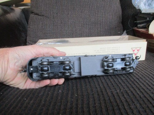 Amer Models PRR FA-2 Diesel (10/25/24) DC Hirail Green 9630 - Picture 3 of 3
