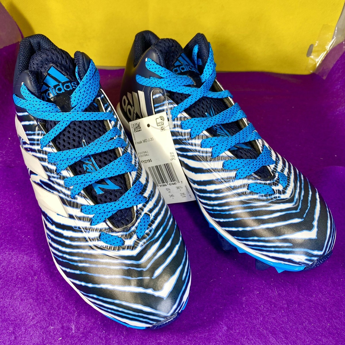 Adidas Freak MD J 20 Unreleased Sample Football Cleats  display picture 2