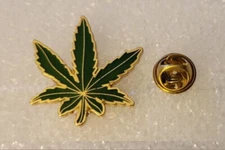 Marijuana WEED GREEN Leaf lapel pin