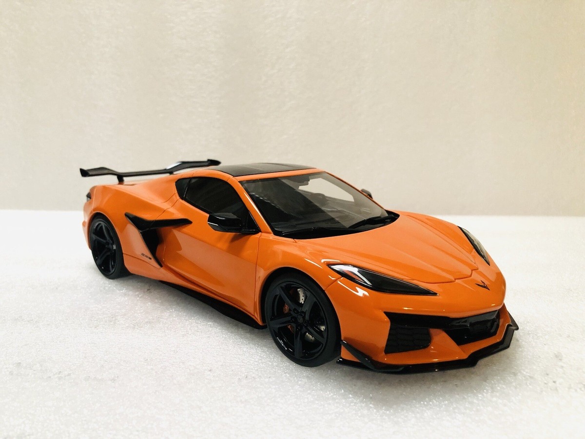 No94 ミニカー1/18 Chevrolet Corvette Sport 1/18 Top Speed 2023 Chevrolet Corvette C8 Z06 (Arctic White