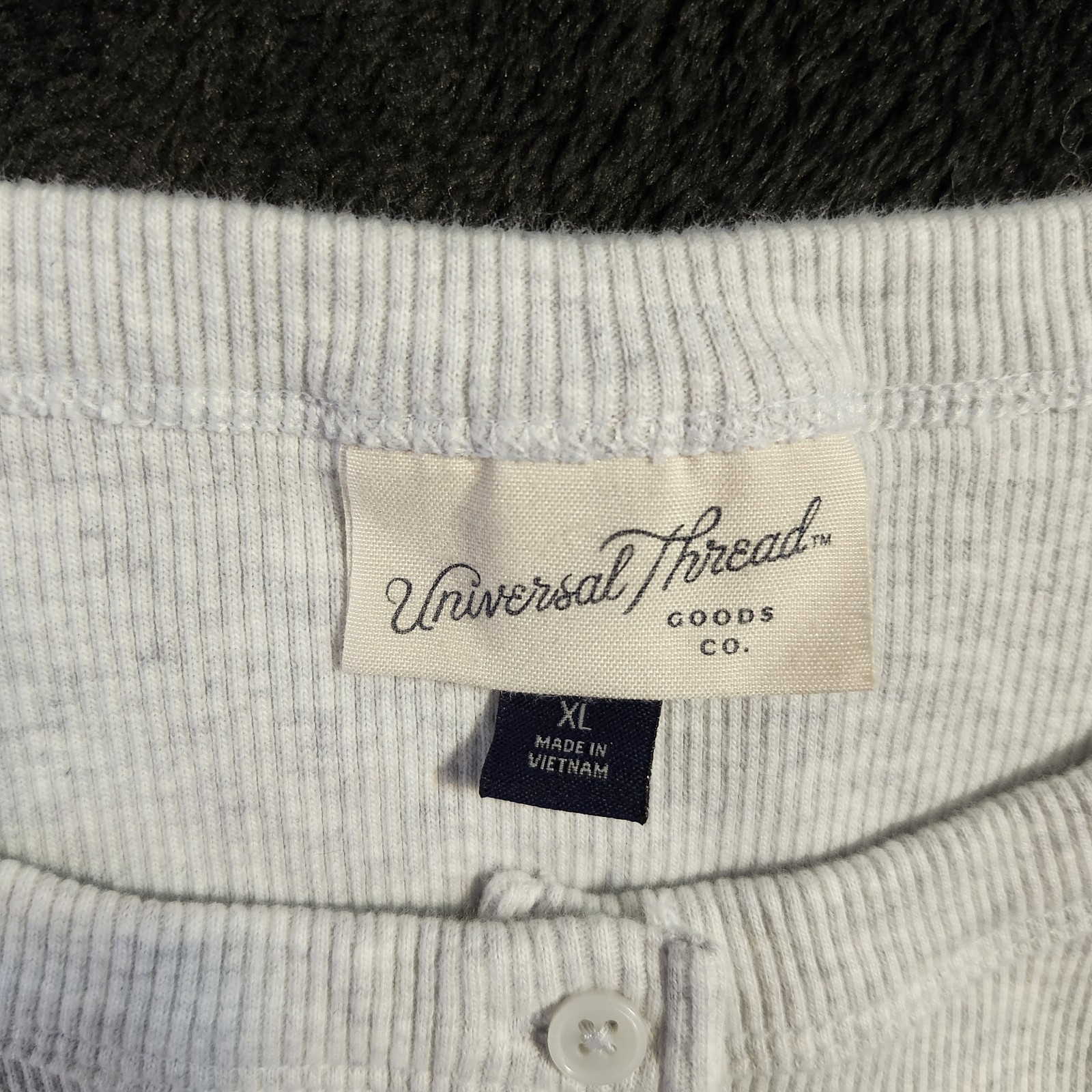 Universal Thread Light Grey Ribbed Henley Scoop N… - image 3