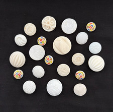 Vintage Lot of 20 White Glass Buttons ~ Some Flower Floral~ #196
