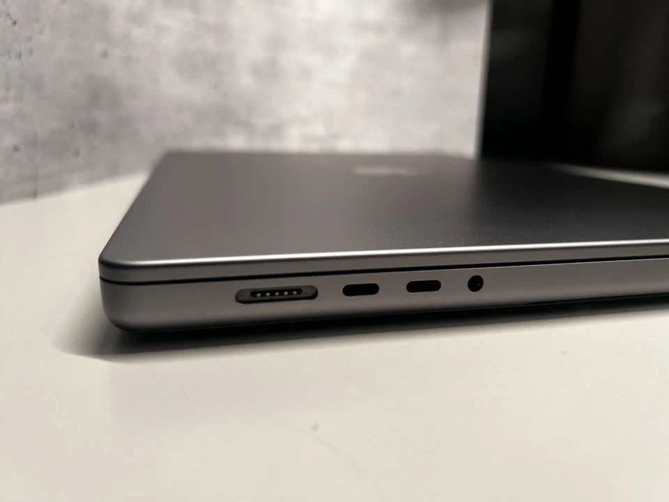 Apple MacBook Pro 16" M2 Max · 64GB · 1TB, Foto 2 von 5