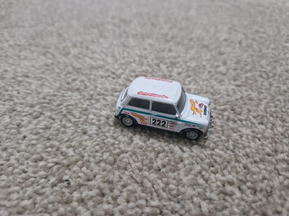 1/72 CARARAMA CLASSIC - MINI COOPER MONTE CARLO RALLY #222 DIECAST MODEL CAR - Image 2 of 2