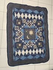 couvre lit motif bleu neuf