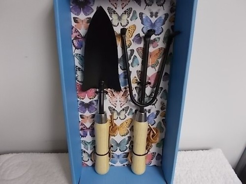 New Martha Stewart Set of Garden Tools Trowel Cultivator Wood & Metal - Picture 2 of 4