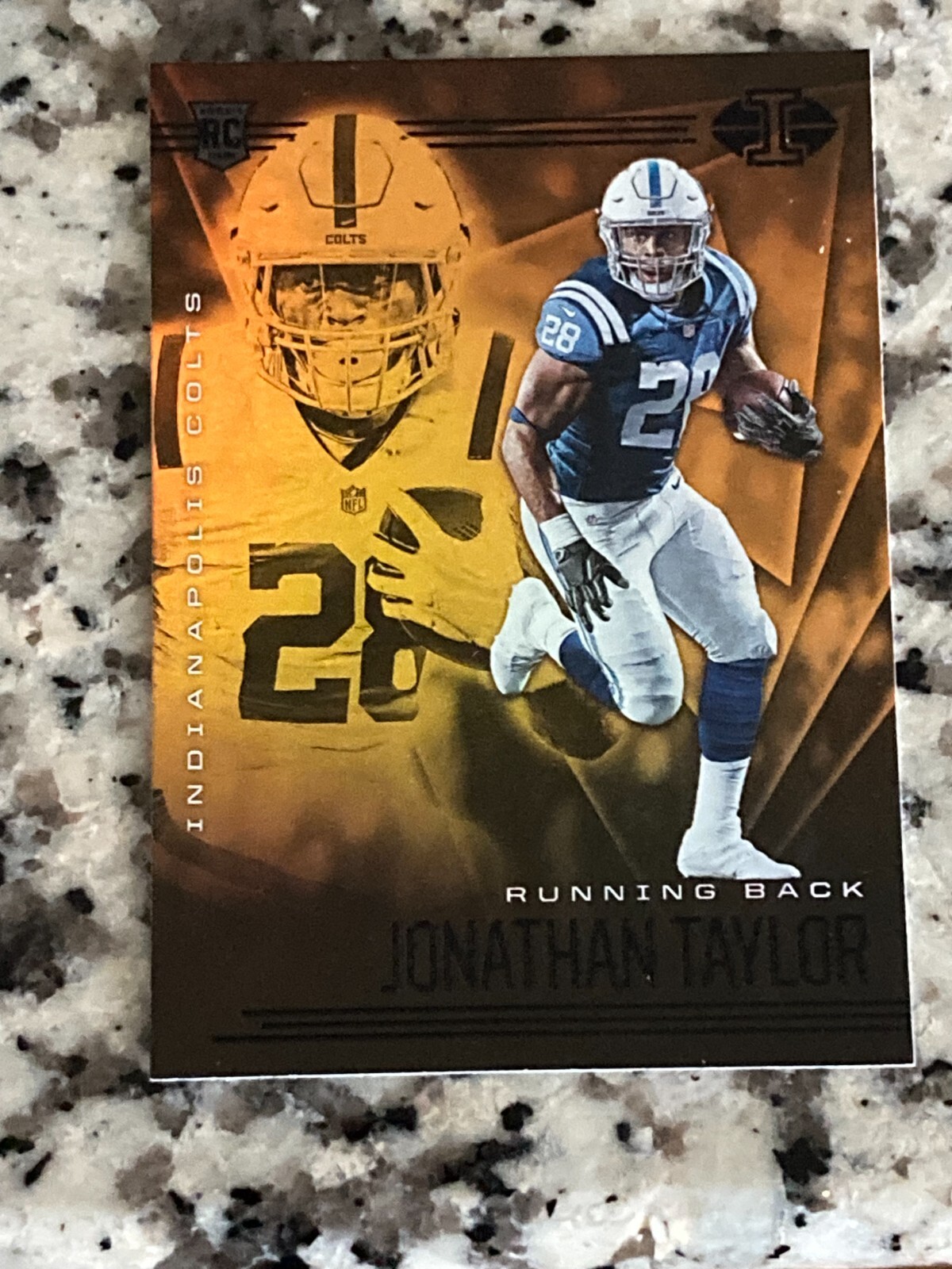 2020 Panini Illusions Orange #14 Jonathan Taylor RC COLTS!