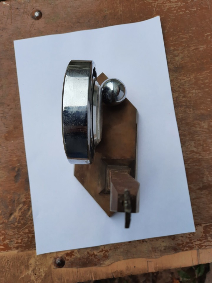 Table clock alarm clock vintage Slava souvenir victory monument old