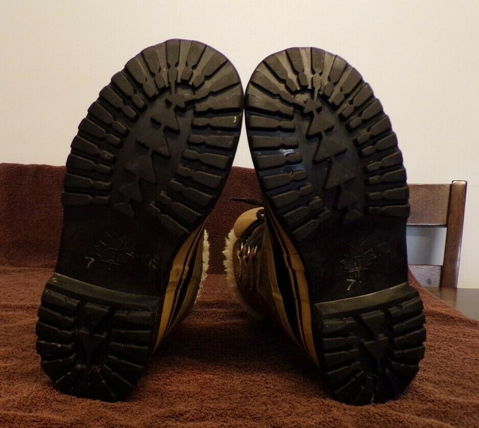 Sorel Caribou Leather/Rubber Cold Wet Weather Snow boots women's size