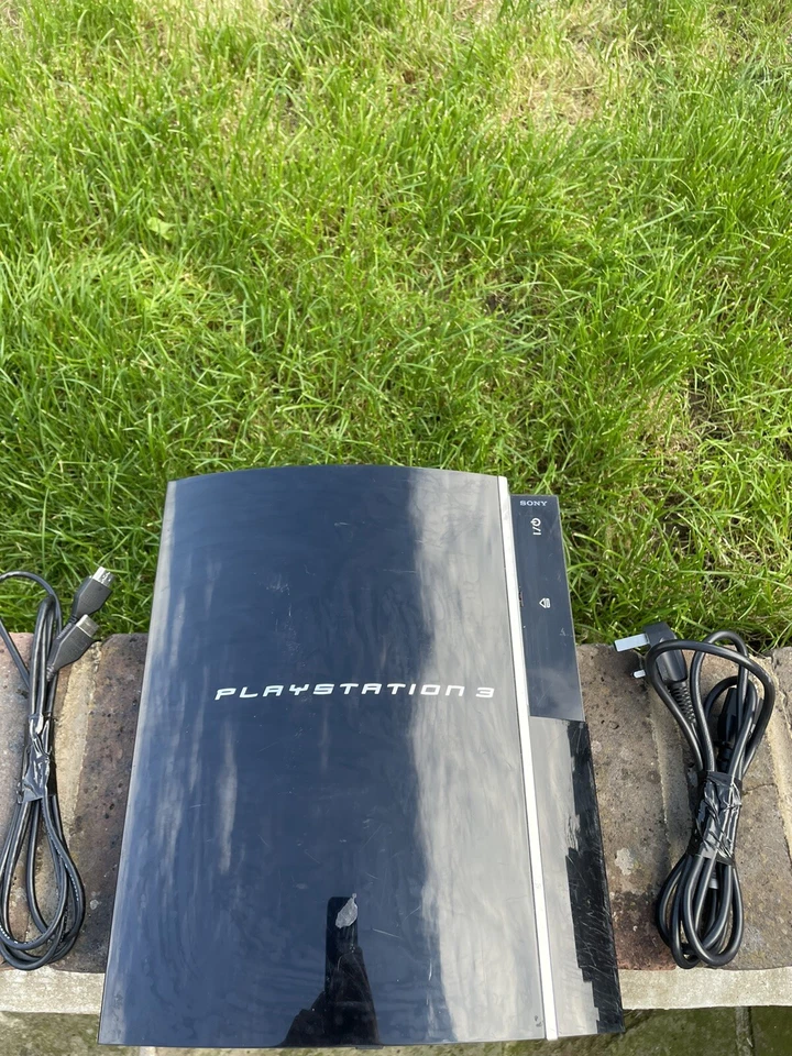 Sony PlayStation 3, photo 2 of 2