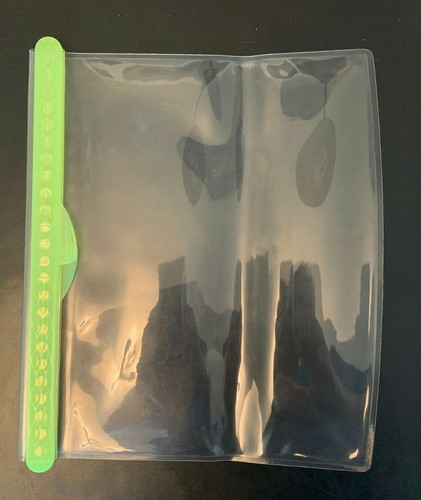 LCI Brands Mini Tablet (Up to 8") Waterproof Pouch with Magnetic Closure. - Bild 3 von 4