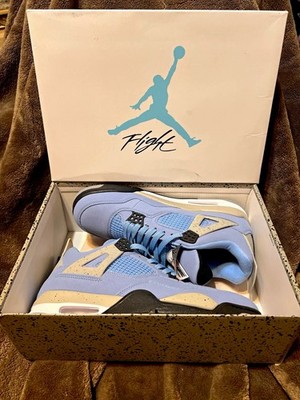 Jordan 4 Retro University Blue (UNC)