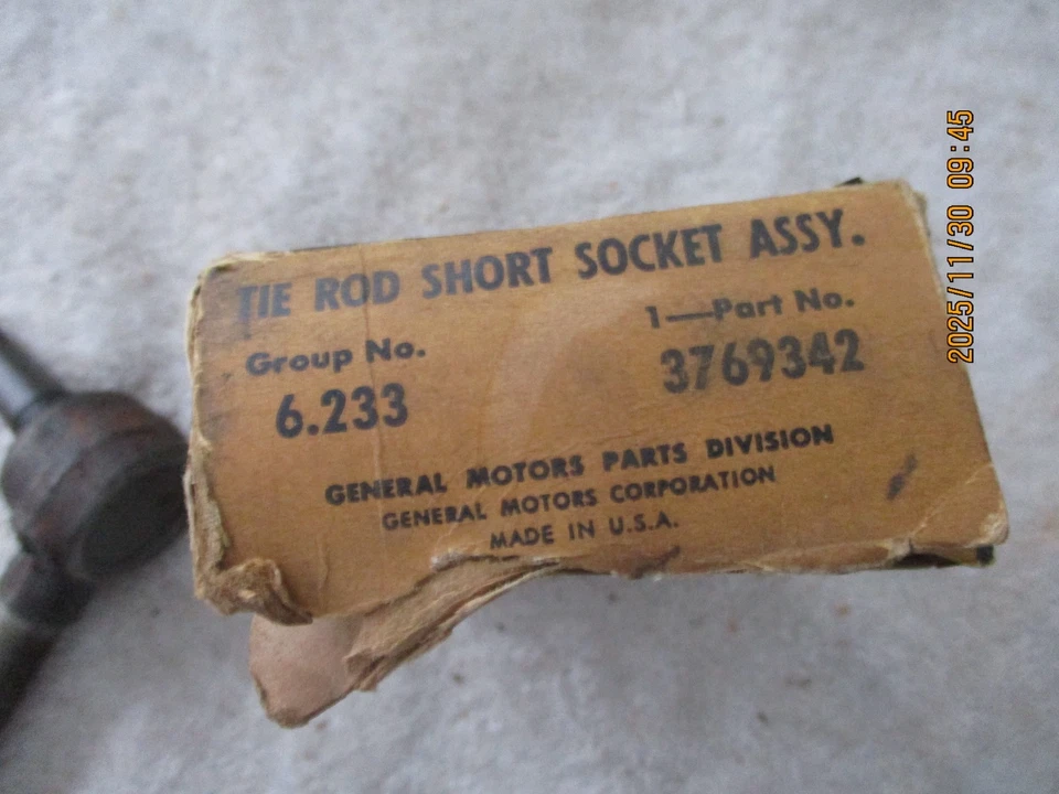 NUEVO 1958-1960 CHEVROLET IMPALA, BELAIR, BISCAYNE BARRA DE AMARRE DERECHA PARTE FINAL 3769342 Foto 2 de 4