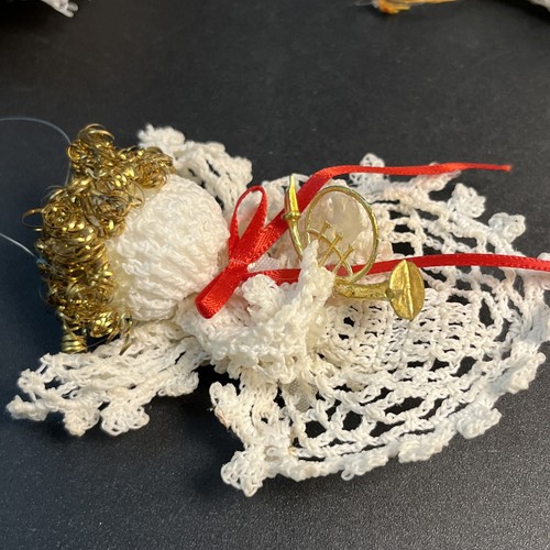 Posten 13 Vintage Handarbeit gehäkelt Engel Baum Glocken Baby Weihnachtsschmuck weiß - Bild 12 von 14