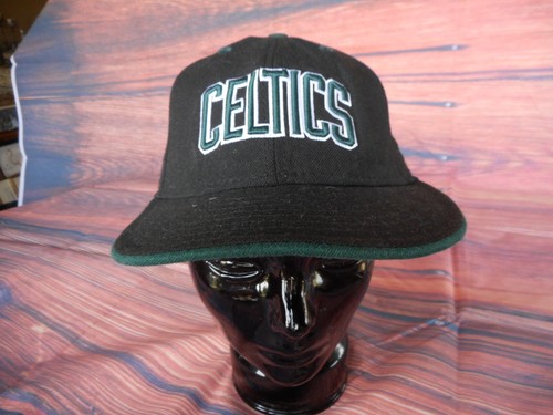 Cappello berretto baseball Boston Celtics NBA Basketball usato aderente taglia 7,5 usato