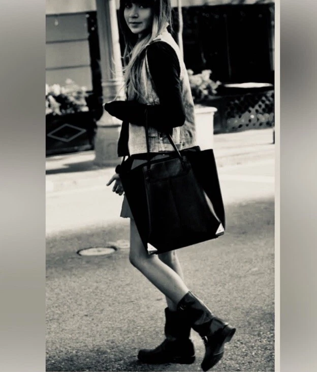 Alexander Wang Prisma Tote Bag Large Black Pebbled Leather Tote Bag no pouch - image 2 of 4