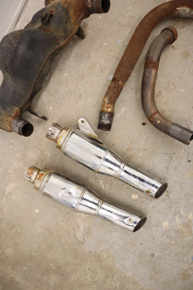 Kawasaki Vulcan 750 Vn750A 1995 fabricante original tubo de escape completo silenciador cabezal Foto 3 de 4