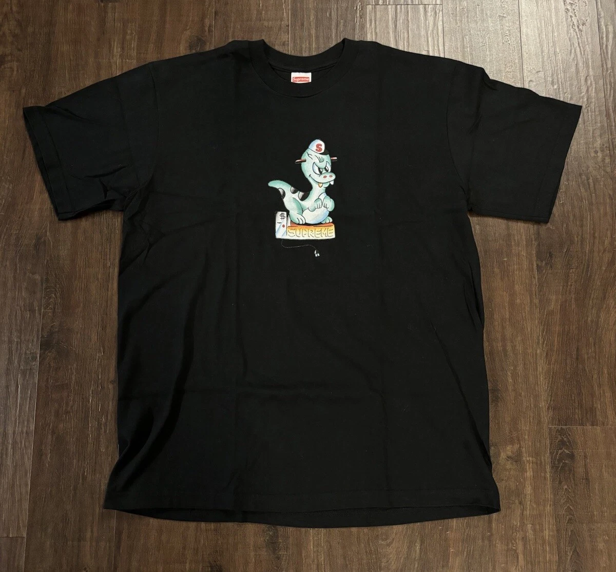 T shirt dinosaure Supreme New York noir homme taille grand patin / streetwear