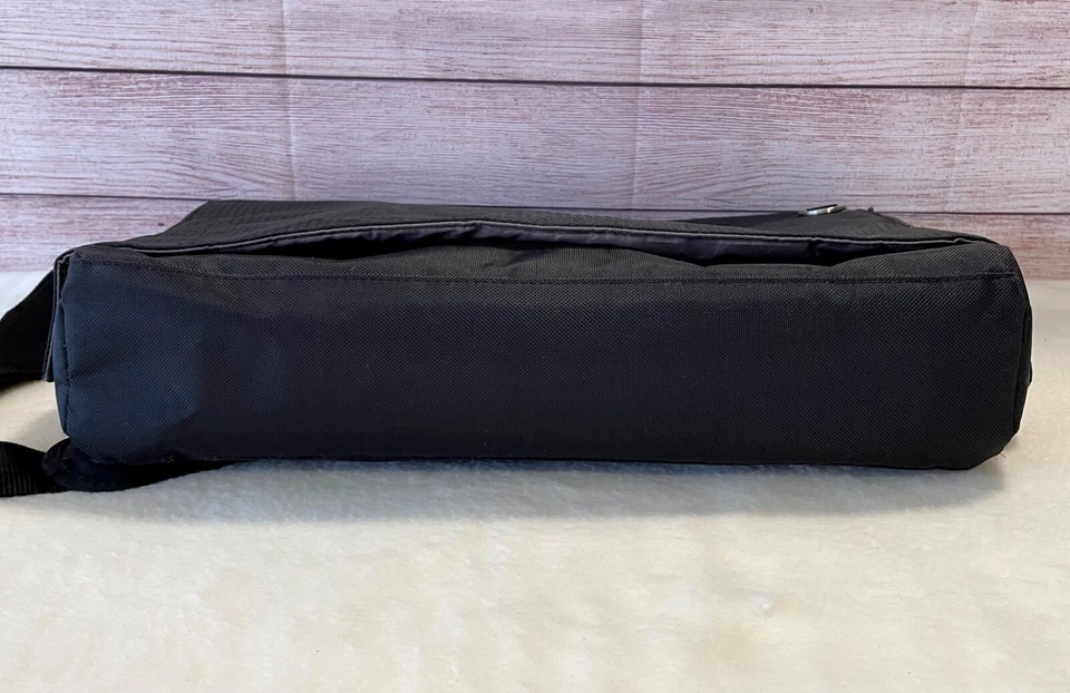 Targus черная сумка-мессенджер для ноутбука — подходит для 15,6 дюйма — плечевой ремень — бесплатная доставка! - Изображение 4 из 4