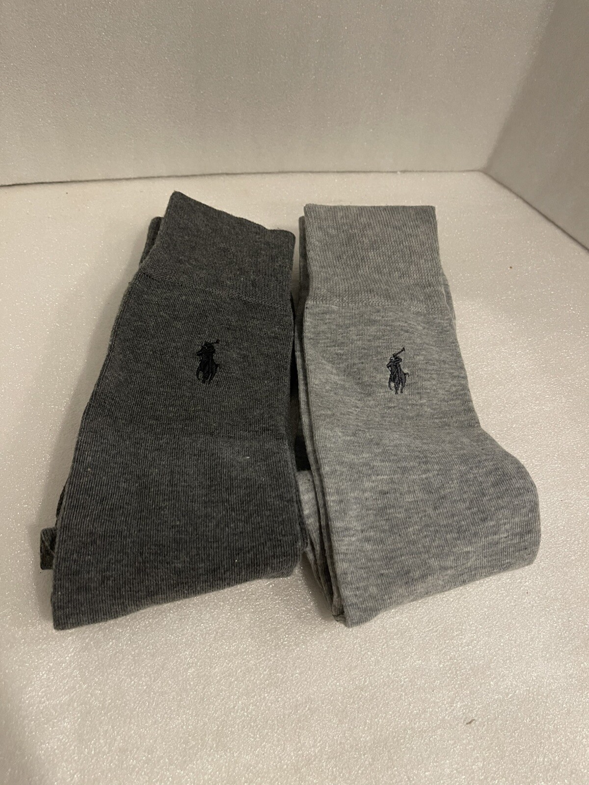 Ralph Lauren Polo Uomo Crew Vestito Calzini Due Paia Grigio Scuro Chiaro Nuovi Senza Etichetta Logo Pony