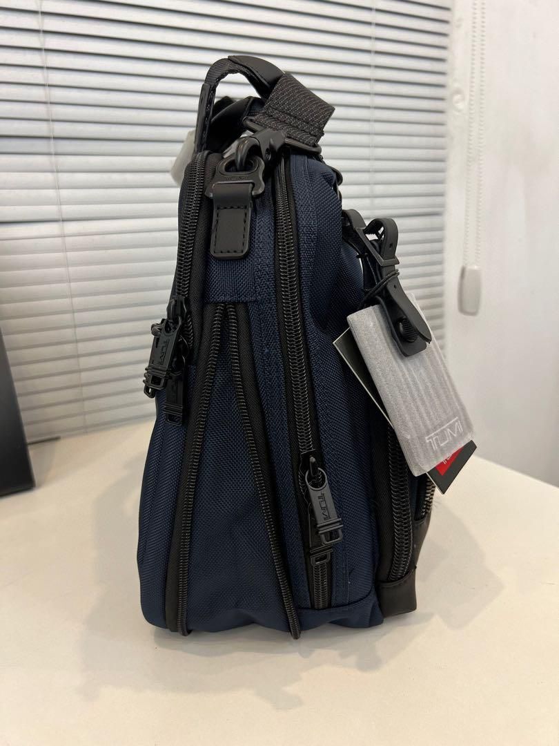 Tumi Alpha Bravo 232640 Navy x Black 2way Briefcase Business Tumi Alpha Bravo 232640 Navy x Black 2way Briefcase Business