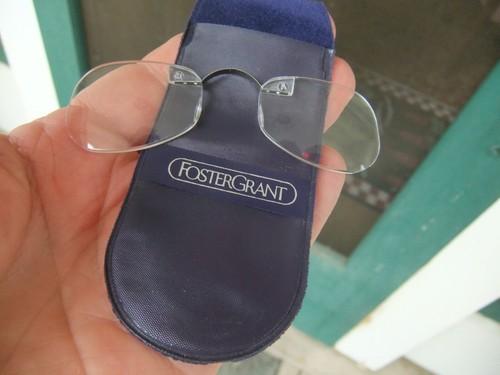 Vntg Pair Foster Grant Unused Thin Reading Nose Clip Glasses 1.5 Magnification - Picture 4 of 7