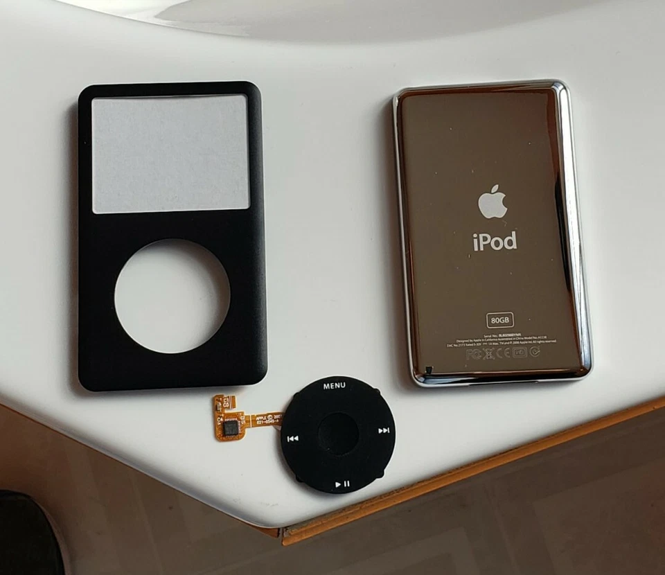 iPod Classic 80GB 黑色/前盖/点击轮和背板 — 第 2/4 张图片