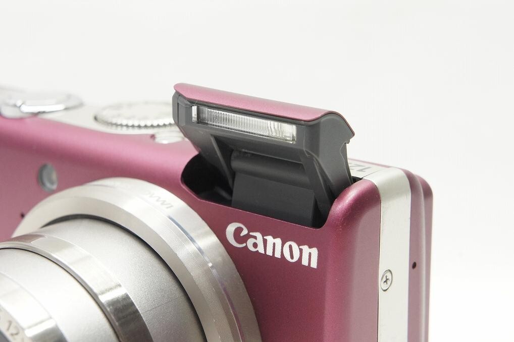 Canon PowerShot SX200 IS 12.1MP Compact Digital Camera Canon PowerShot SX200 IS 12.1MP Compact Digital Camera
