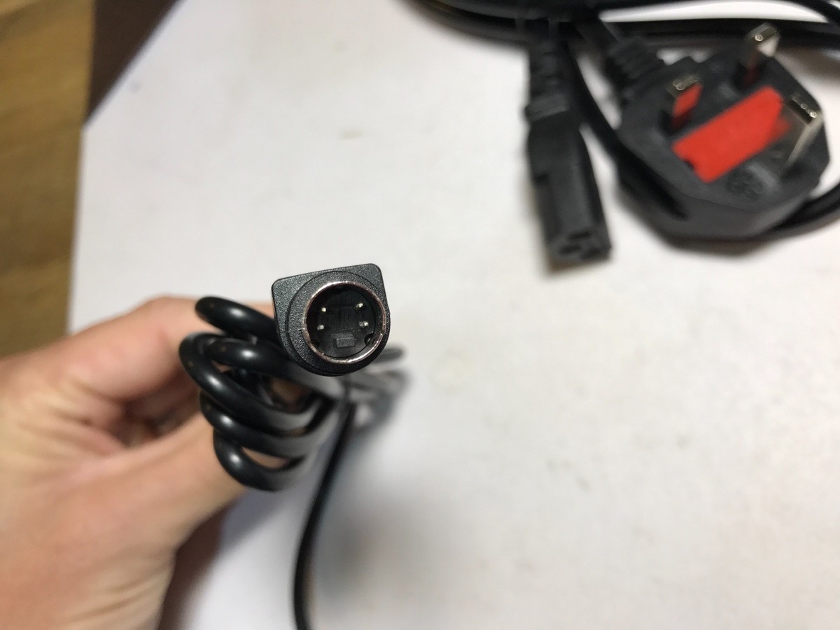 Alimentatore Stabilizzato 12 Volt 5 Ampere – Rivelt - Foto 11