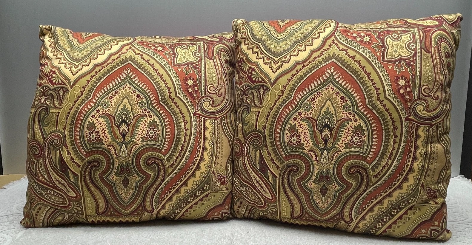 VGUC S/2 Paisley Throw Pillows, Burgundy-Cream-Olive, 16" Square x 6" Tall
Opens in a new window or 
