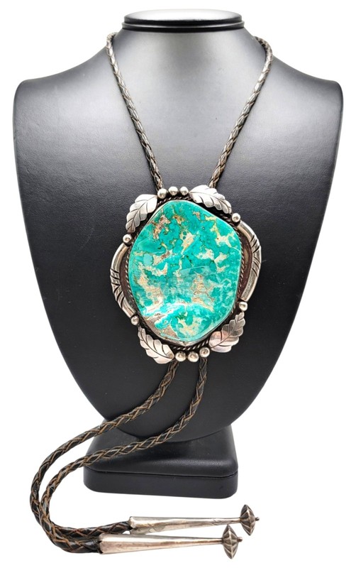 Vintage Bennett Sterling Silver With Extra Large Green Turquoise Stone Bolo Tie