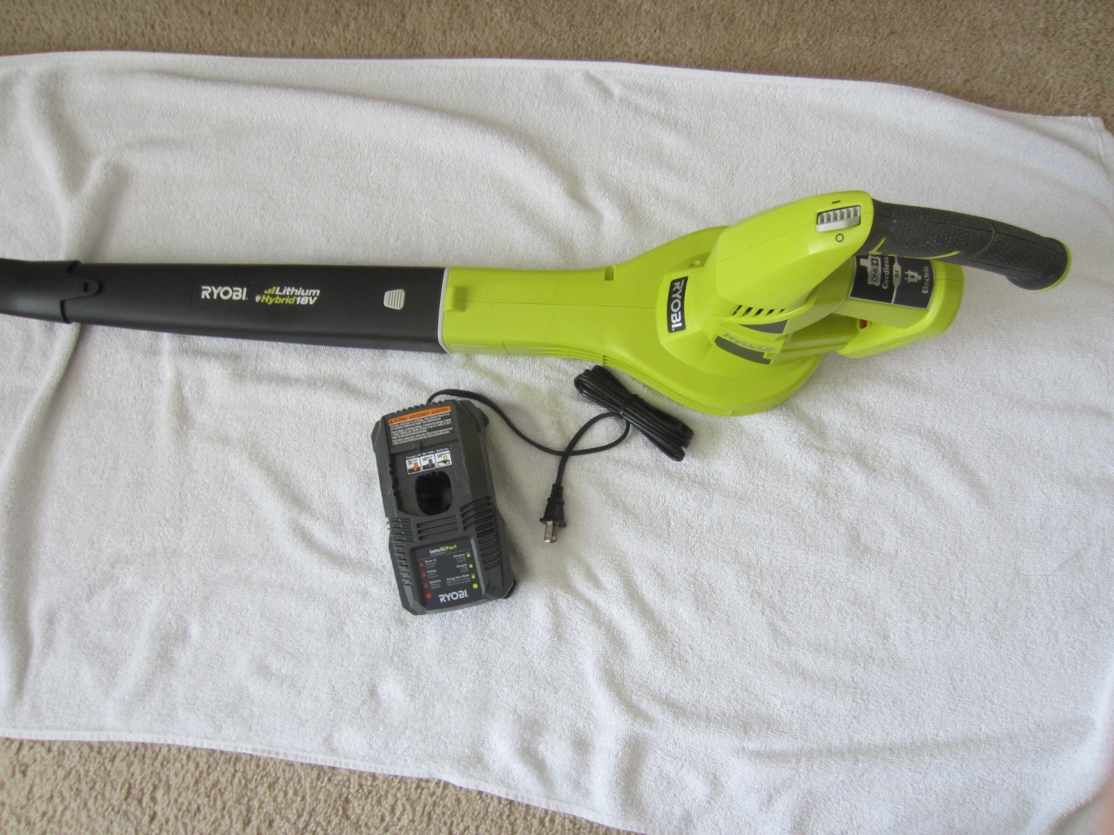 Ryobi P2107 ONE+ Green/Black 18V 150MPH 200CFM Hybrid Leaf B