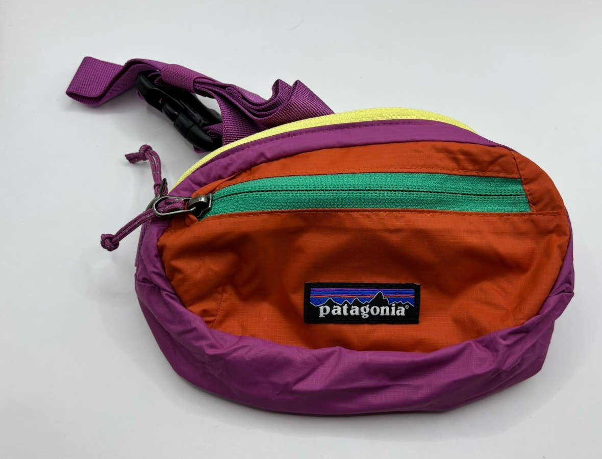 NWT Patagonia Faded Magenta One Size Convertible Terravia Mini Hip