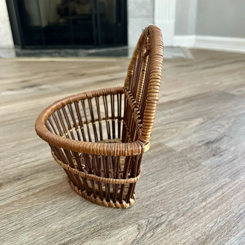 CESTA DE FLORES VINTAGE DE PAREDE DE VIME PENDURADA ANOS 80 DECORAÇÃO 8,5”x7,5” MCM Country - Imagem 3 de 4